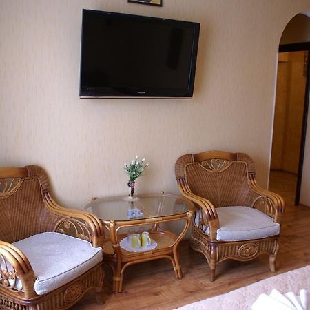 Orion Guest House Kaliningrad Exterior foto